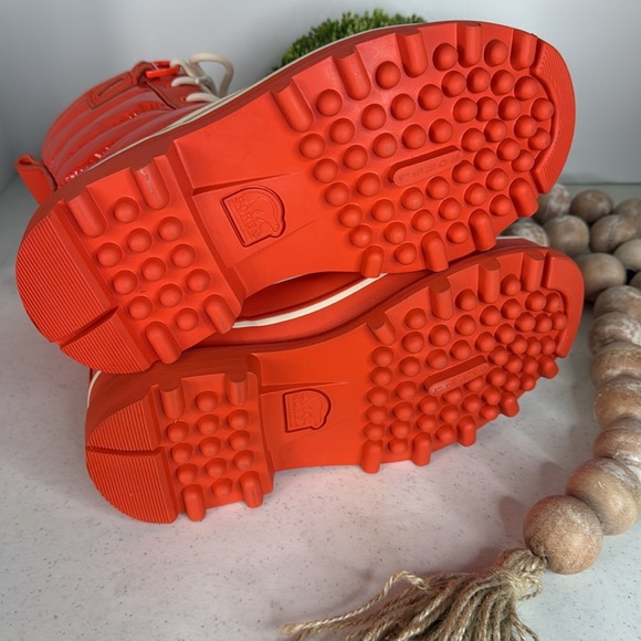 Sorel WOMEN'S CARIBOU ROYAL WATERPROOF BOOT Sz 6 - Picture 8 of 12